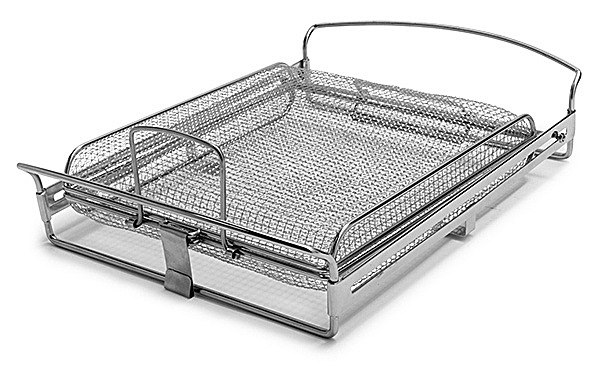 A composition error in the Reporter's Scene magazine resulted in the wrong price being listed for a grilling item at Sur la Table. The correct price of the Flippin' Easy Grill Basket is $14.99.