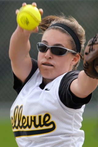 Emily Fleischman delivers a pitch during the Wolverines big 15-0 win over Mercer Island. Fleischman improved her record to 4-4 on the year.