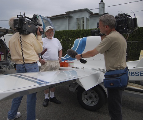 Paul Weston of Redmond caused a stir on Wednesday after he crashed his experimental airplane into Lake Sammamish