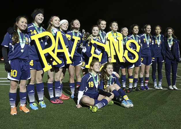 Bellevue players celebrate their championship with a tribute to their opponents in the title game.
