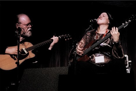 This photo shows a duet jamming at Wintergrass 2008.