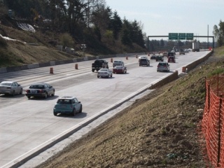 A new southbound lane on I-405 opened to motorists Monday