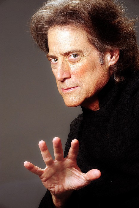 Comedian Richard Lewis is set to bring his “Misery Loves Company Stand-Up Tour” to Bellevue this weekend