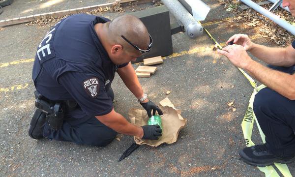 Bellevue Police open a strange package left by a man at the Apple Store in Bellevue Square