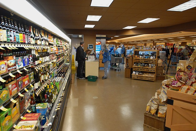 A new convenience quick shopping area at the front of the newly rebranded and remodeled Top Foods