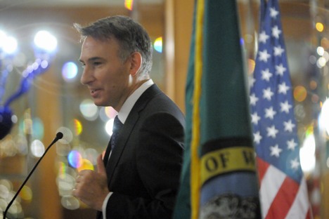 New King County Executive Dow Constantine talks about his plans for the first 100 days in office at a Bellevue Downtown Association membership meeting Dec. 3 at the Bellevue Club.