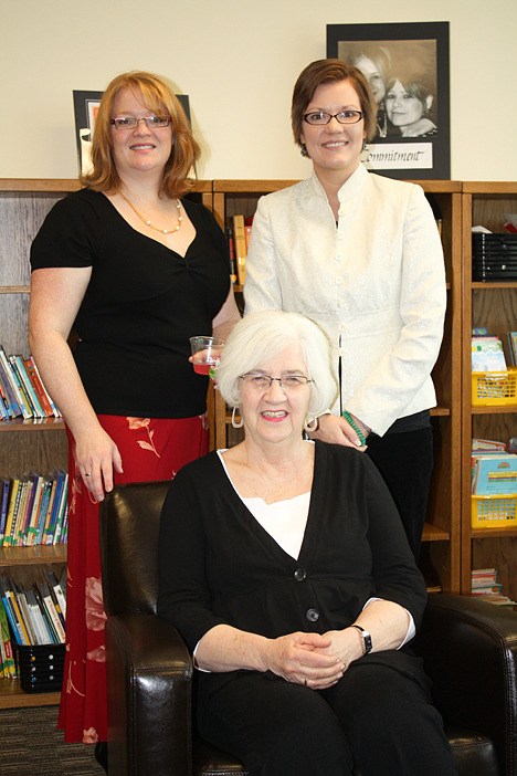 Library volunteer Nan VanZwol