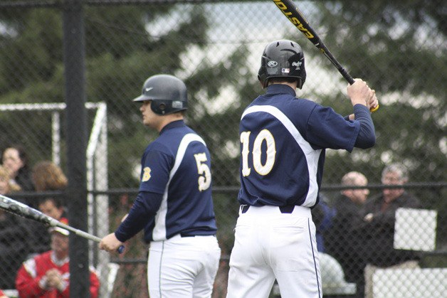 Reid Hartmann (5) doubled for Bellevue