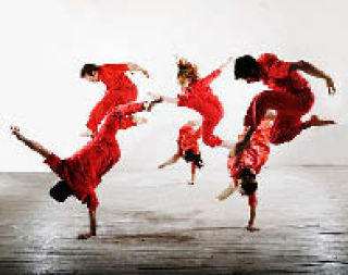The Phffft! Dance Theatre Company will present excerpts from ‘Love Story