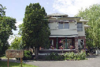 The Birchfield Manor provides a unique Bed and Breakfast experience in Yakima.