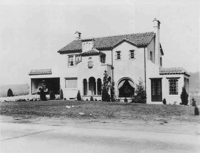The Winters House circa 1935. Photo courtesy of the Eastside Heritage Center