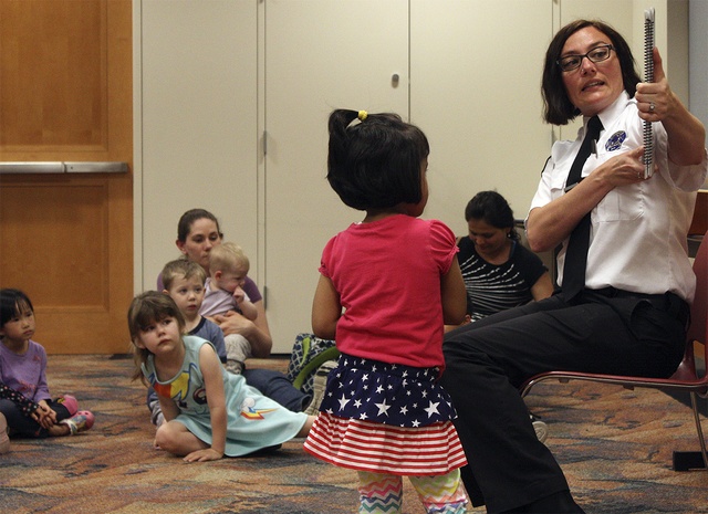 Bellevue preschoolers learn to call 911