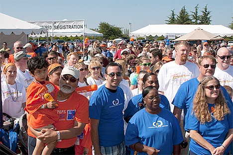 Between 900 and 1000 people gathered at Seattle's Magnuson Park on Sunday