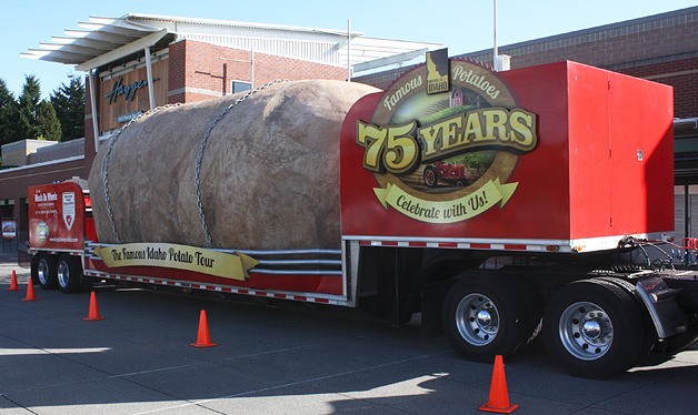 The world's largest (plastic) potato made a stop in Bellevue on Tuesday