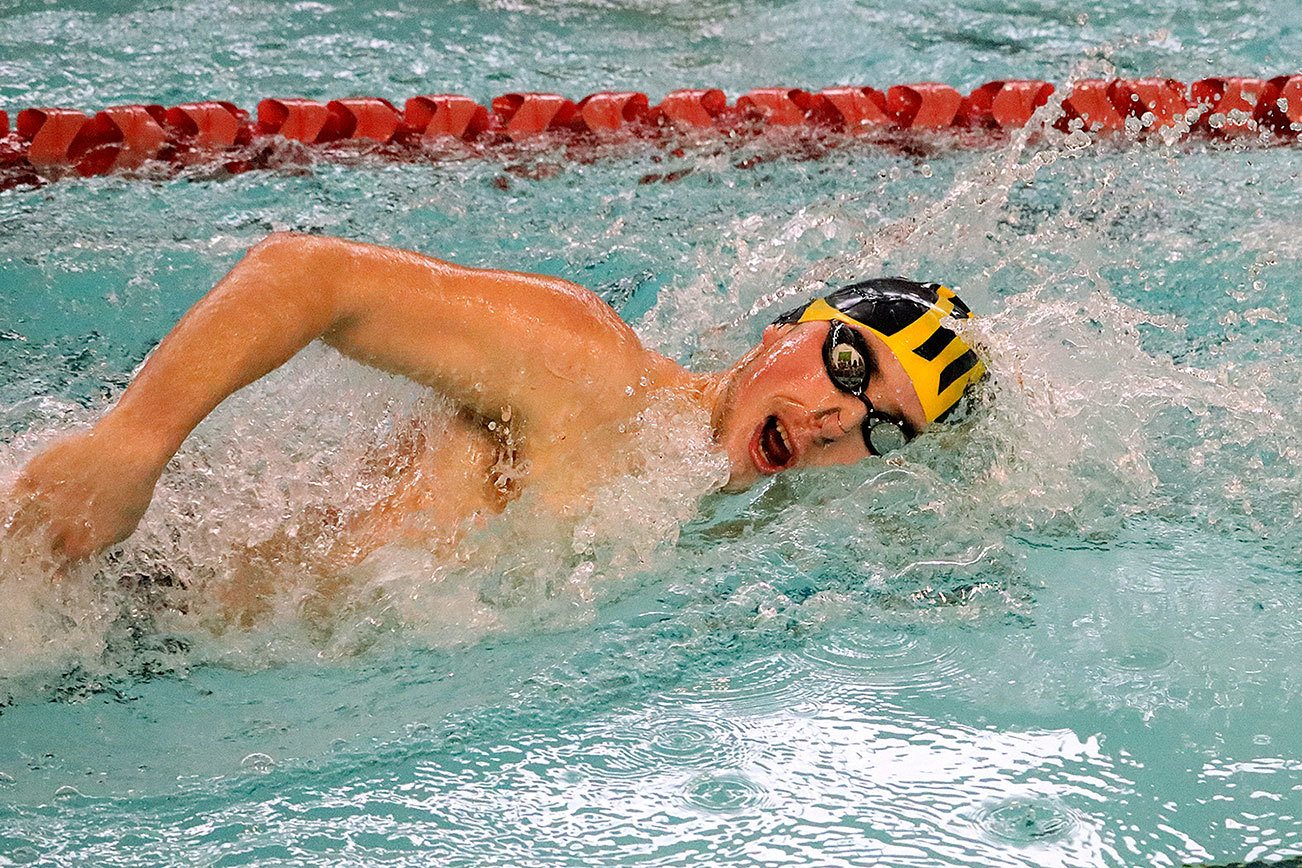 Bellevue continues postseason success, wins SeaKing district crown | Prep boys swim and dive