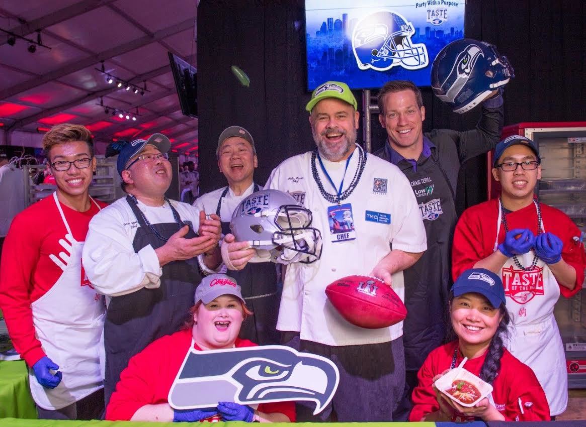 John Howie and Seahawks raise more than $113,000 for Food Lifeline