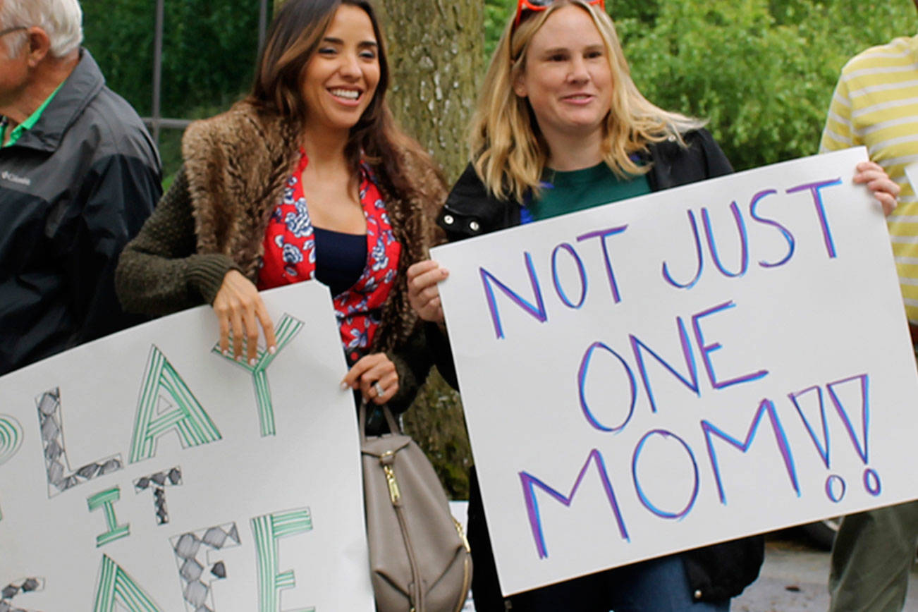 Bellevue parents protest school board vote for questionable playfield infill