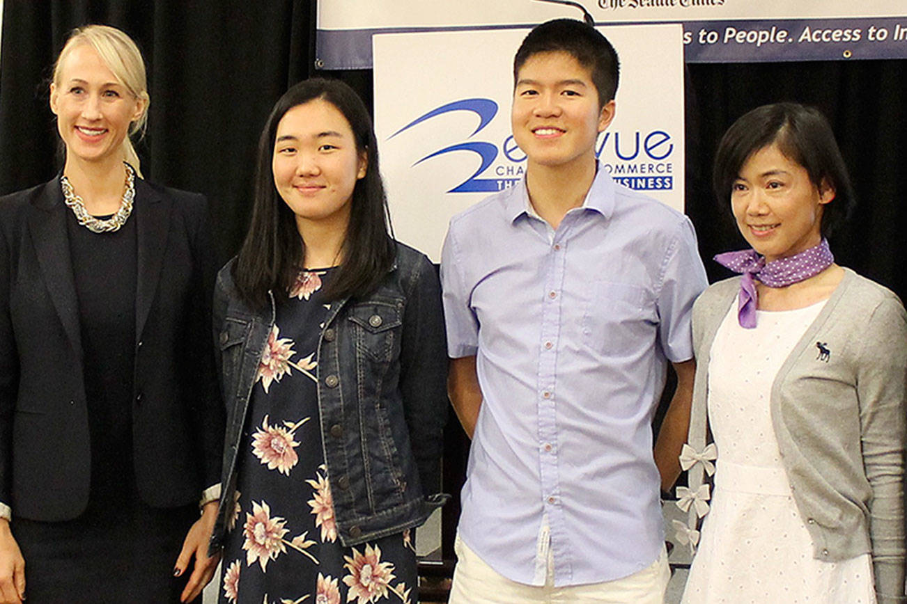 Bellevue Chamber Foundation awards 4 scholarships to college-bound seniors