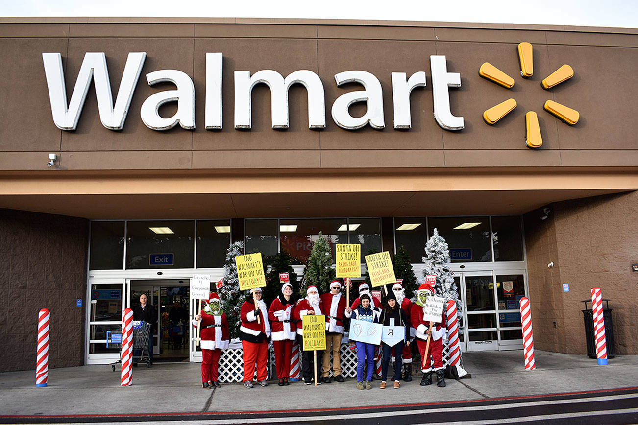Santas strike at Bellevue Walmart