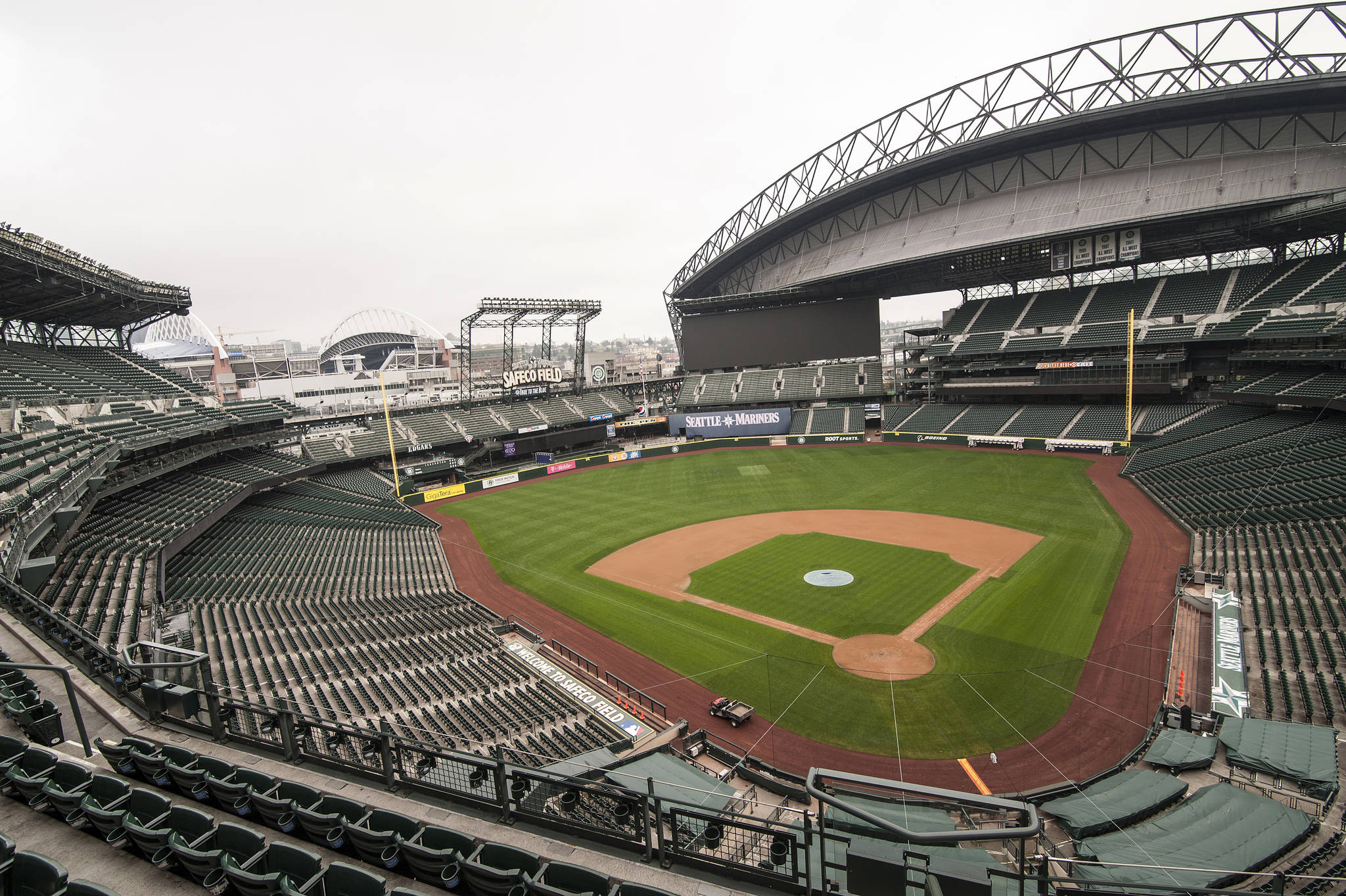 Some King County elected leaders want to spend $180 million on maintenance upkeep at Safeco Field in Seattle. Photo by HyunJae Park/Flickr