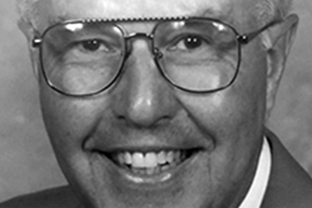 THOMAS H. TRIMBLE Bellevue Reporter