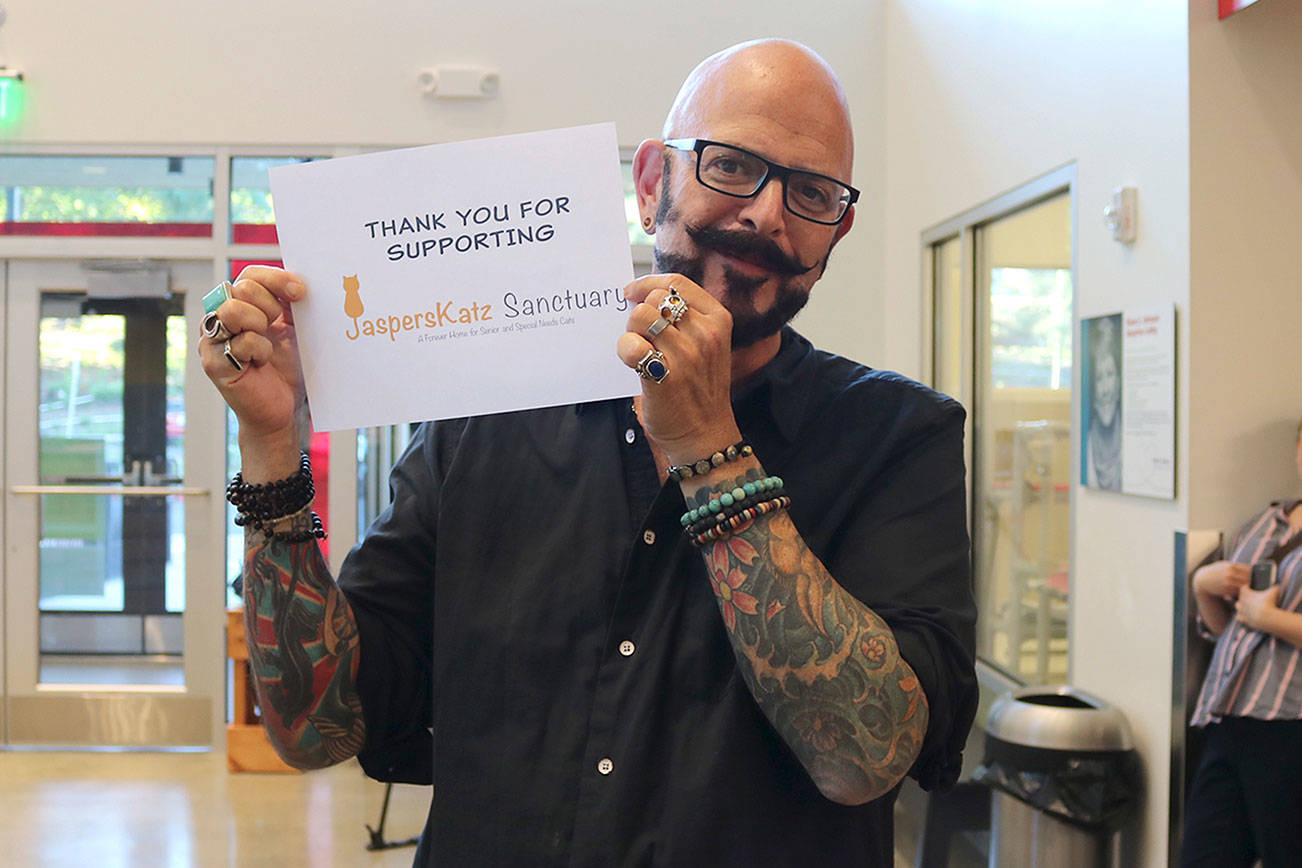 Jackson Galaxy, host of “My Cat from Hell” transfers 150 cats from California to shelters in Washington