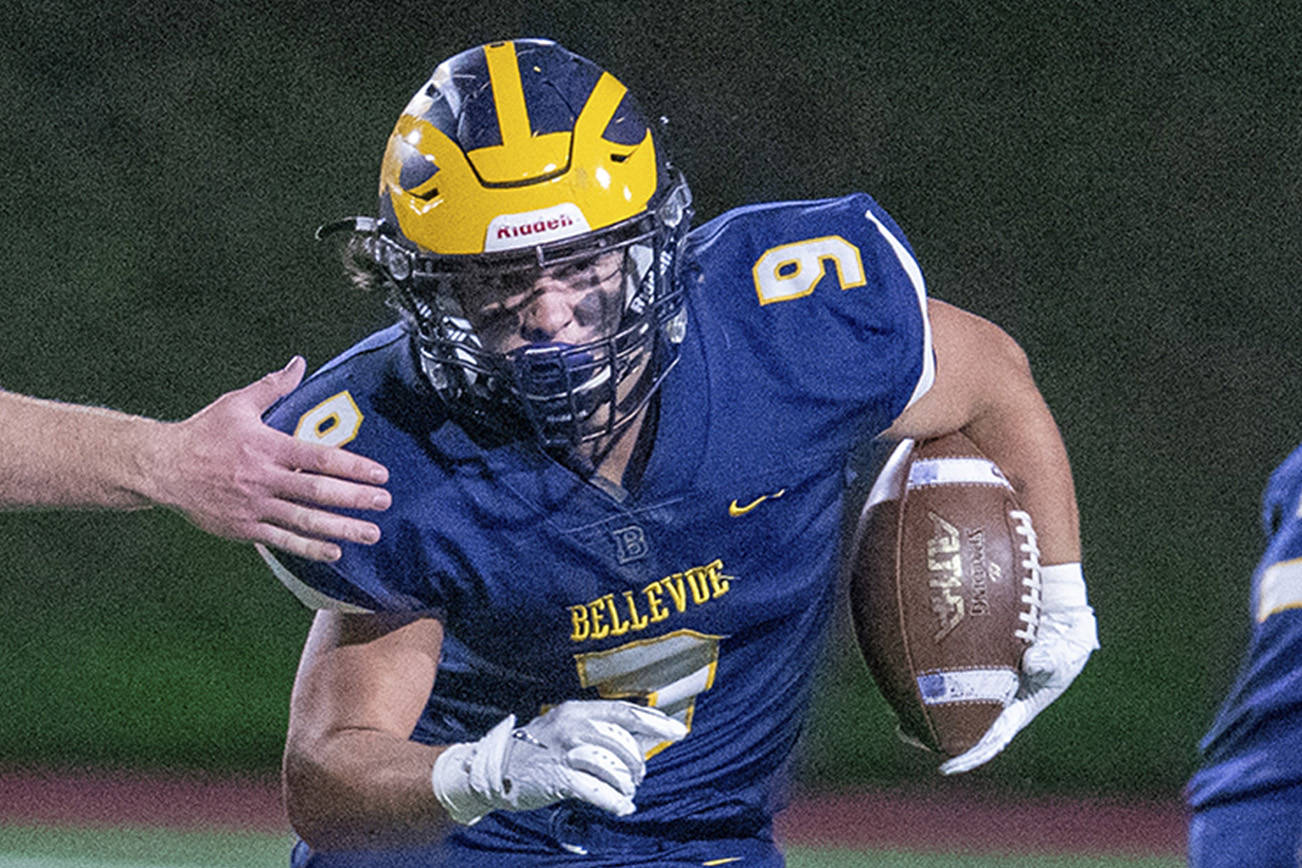 Bellevue scores 35 points in the second half to beat Lake Washington