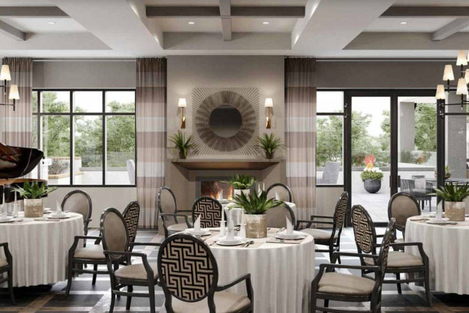 Dining room at Belle Harbour (photo credit: Koelsch Communities)