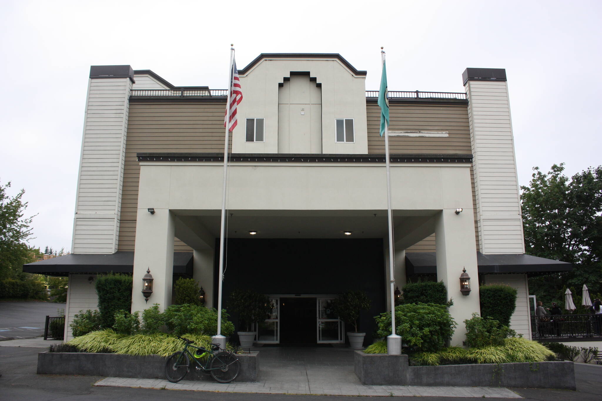 Front of Silver Cloud Inn purchased in Redmond to serve as permanent supportive housing under the county’s Health Through Housing initiative (photo by Cameron Sheppard)