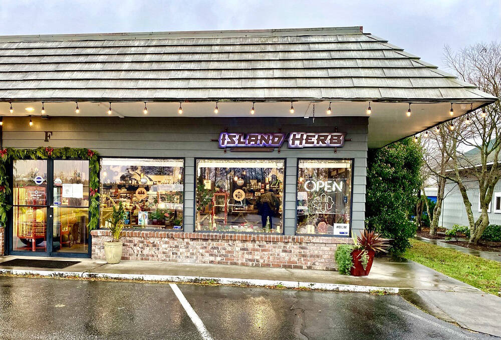 Island Herb offers a welcoming setting, staffed with knowledgeable, experienced budtenders who are committed to helping both medical and recreational cannabis users find the right product for their unique needs.