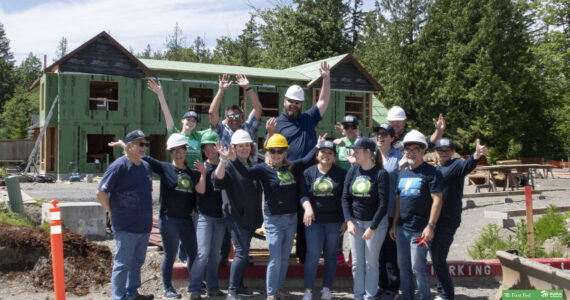 During First Fed’s 2024 Community Spirit Day, more than 170 employees volunteered across 21 nonprofits throughout western Washington, contributing 700+ volunteer hours in a single day.