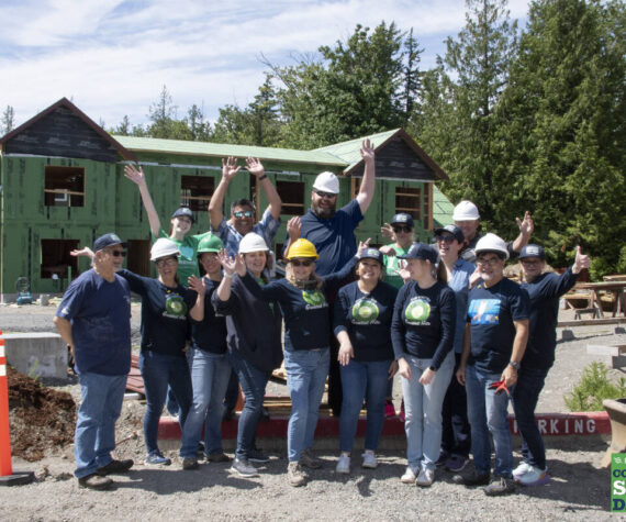 During First Fed’s 2024 Community Spirit Day, more than 170 employees volunteered across 21 nonprofits throughout western Washington, contributing 700+ volunteer hours in a single day.