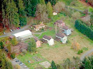 Logan Schmidt led a restoration project at Songaia Cohousing Community in Bothell.