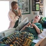 Bellevue dentist and NFL teams help grant man his last wish
