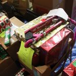 670 Bellevue kids get gift of Christmas | Photos