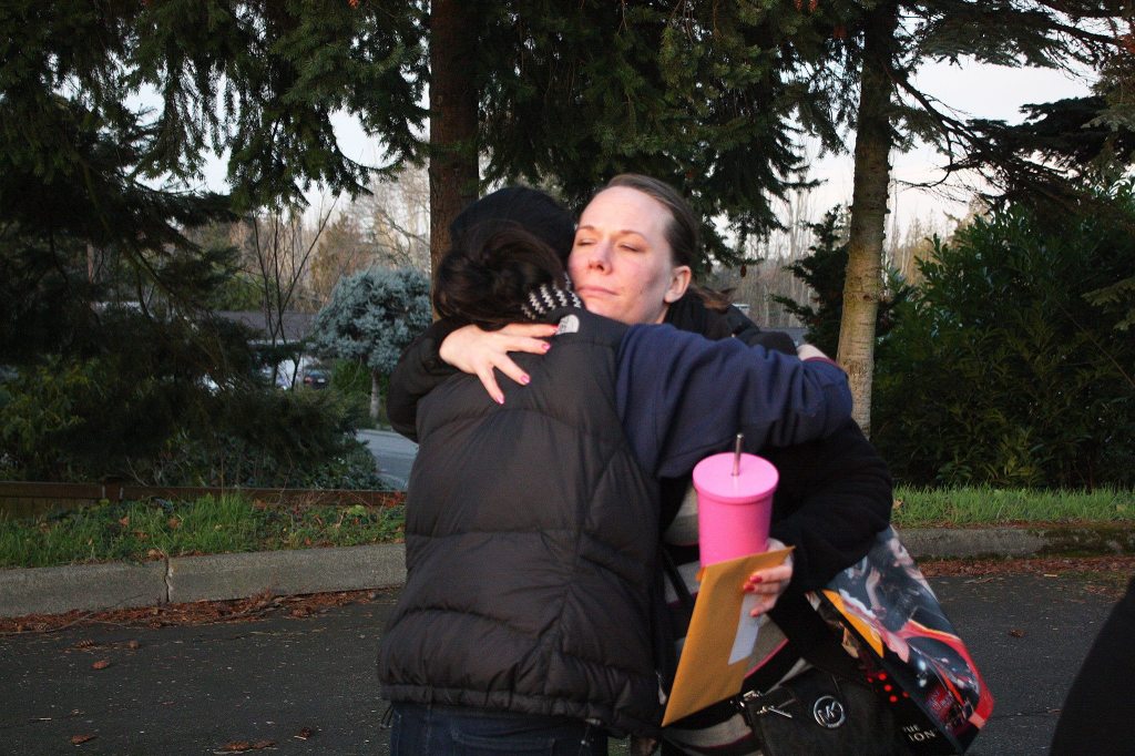 670 Bellevue kids get gift of Christmas | Photos