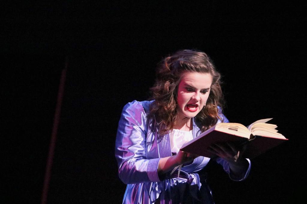 Newport High Drama’s ‘Guys and Dolls’ opens in Bellevue Friday