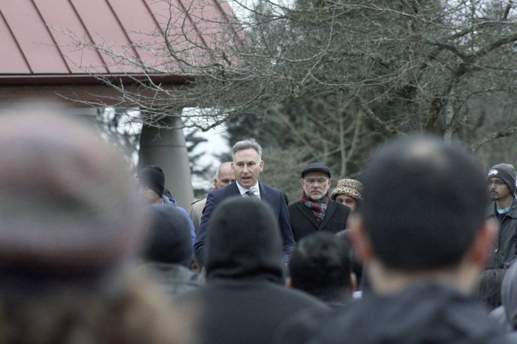 South Asians lead resistance to hate crimes in Crossroads Park during vigil