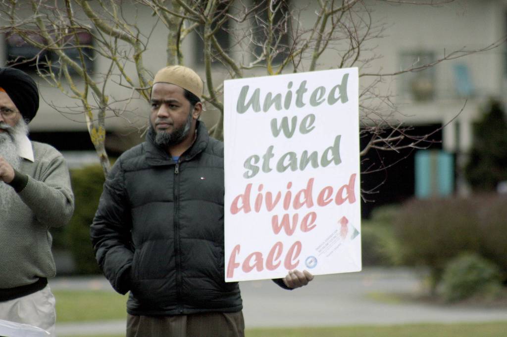 South Asians lead resistance to hate crimes in Crossroads Park during vigil