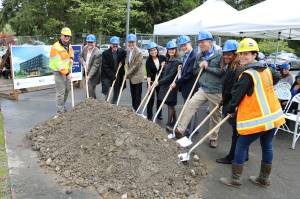 Bellevue College breaks ground on student housing