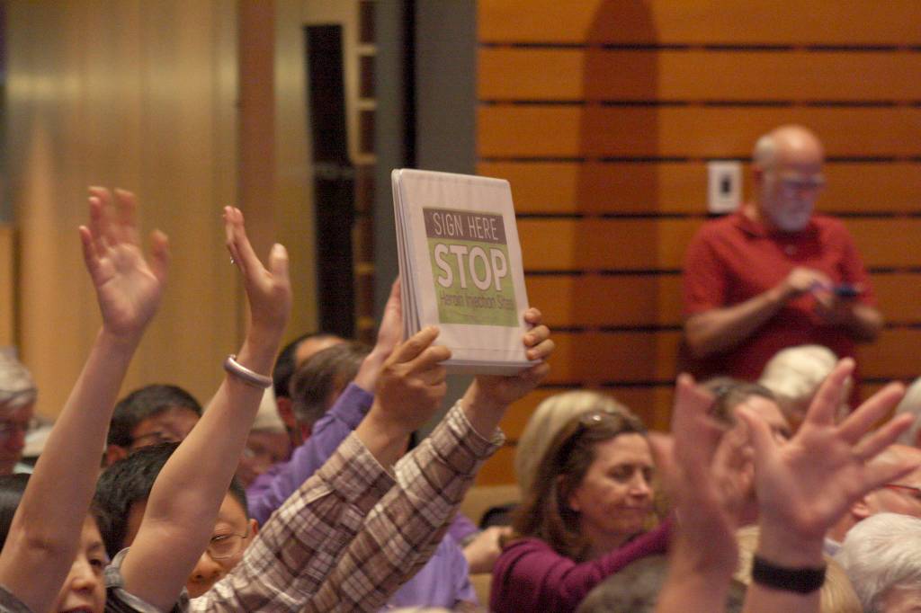 Bellevue Council moves forward with all 3 homeless shelter locations