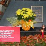 Group holds Bellevue candlelight vigil to honor Las Vegas shooting victims