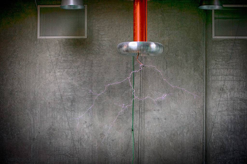 A Tesla coil at Intellectual Ventures&rsquo; lab. Photo courtesy of Intellectual Ventures