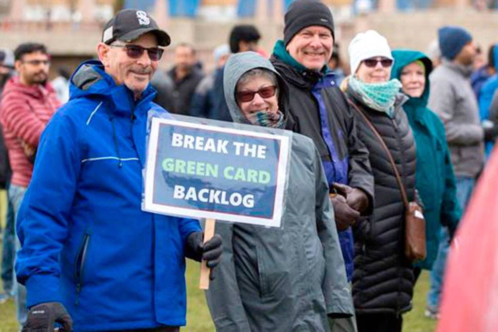 Hundreds rally for green card reform at Bellevue event