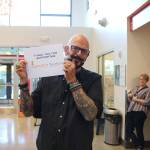 Jackson Galaxy, host of “My Cat from Hell” transfers 150 cats from California to shelters in Washington