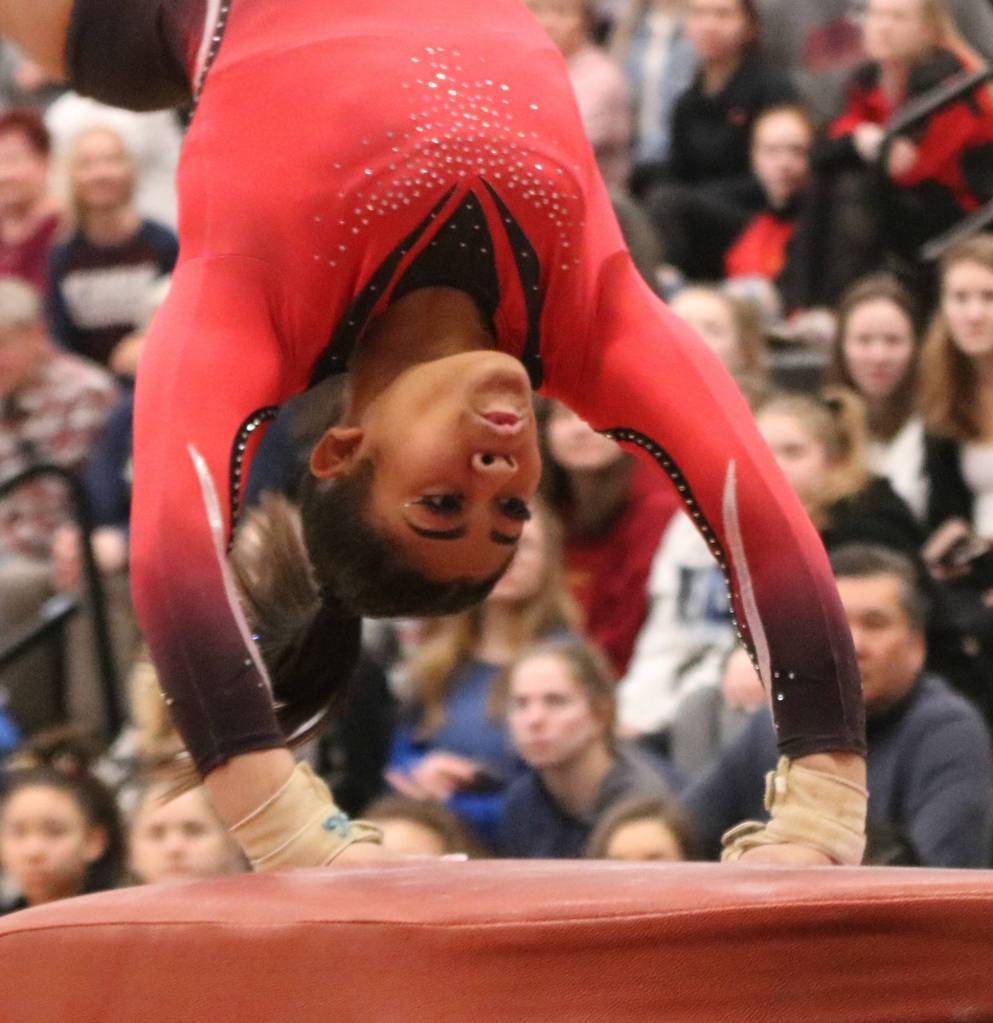 Griswold attacks the vault event. Andy Nystrom / staff photo