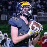 Bellevue airs it out in 31-14 victory over Lakes
