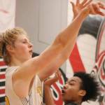 Bellevue boys keep season alive with win over Lake Washington