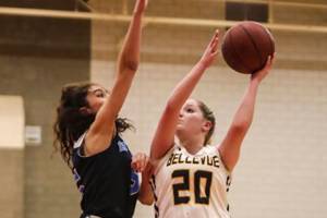 Bellevue girls rally past Interlake
