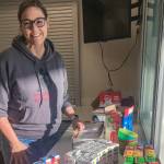 Bellevue School District (BSD) staffer Lori Schrader Hanson assisting food-service efforts Monday, March 16. Photo courtesy BSD
